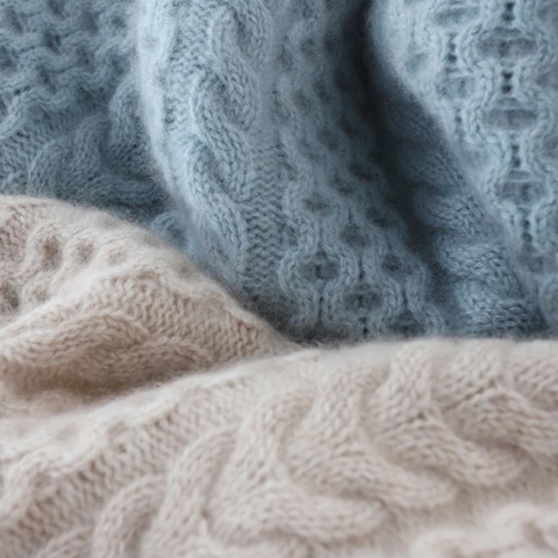 Women's Turtleneck Wool Sweater - Cable Knit - Relaxed Fit - Ribbed Cuffs & Hem