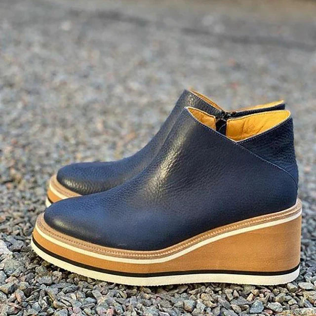 Women’s Ankle Boots – Leather Look – Slip-On – Elastic Panel – Chunky Platform Sole
