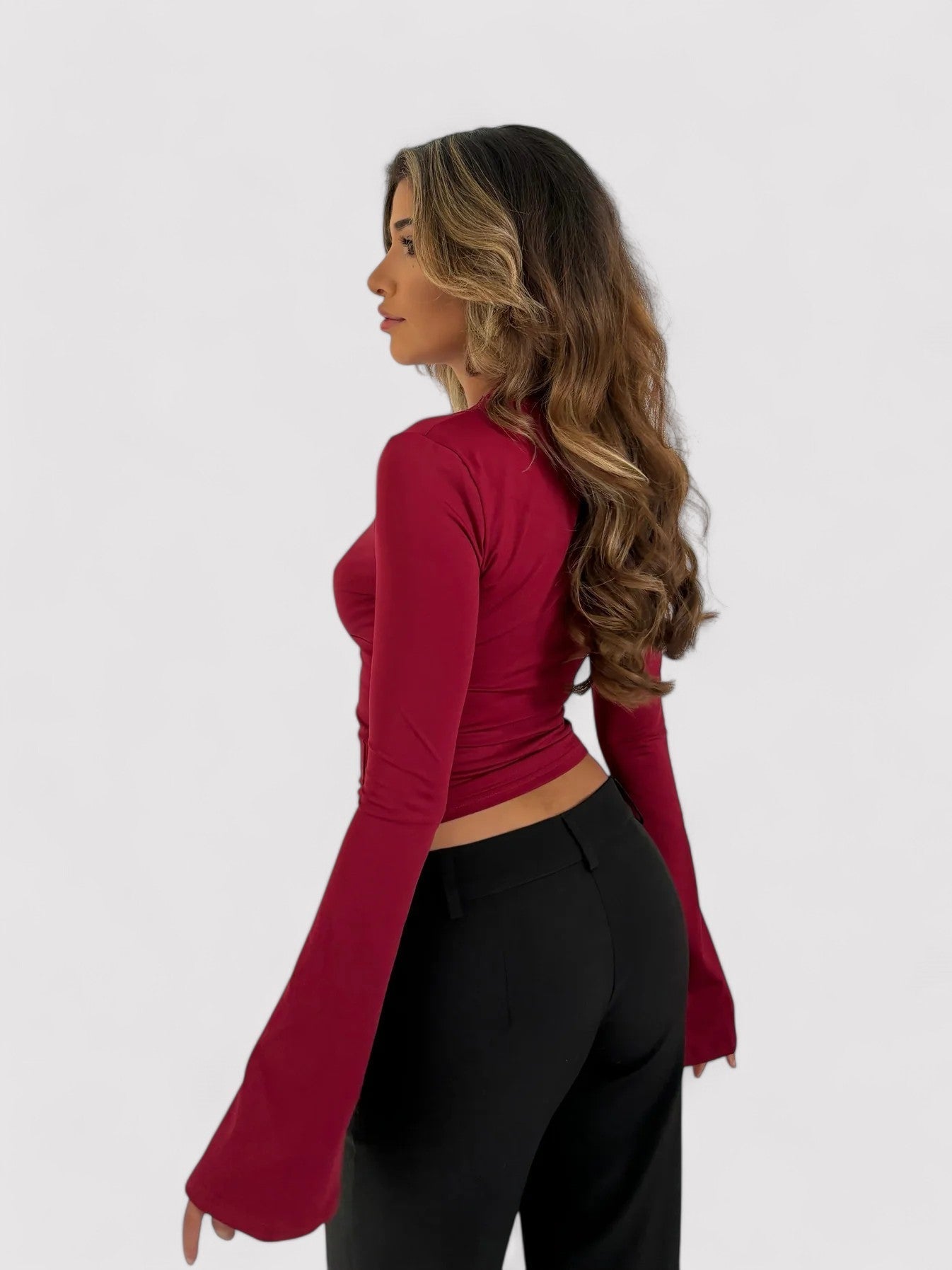 Elegant lace deep knitted crop top for women