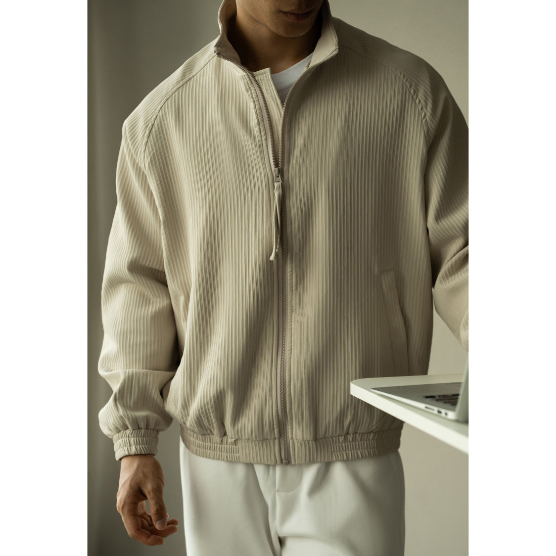 Men’s Jacket – Relaxed Fit – Ribbed Texture – Stand Collar – Zip Front – Side Pockets