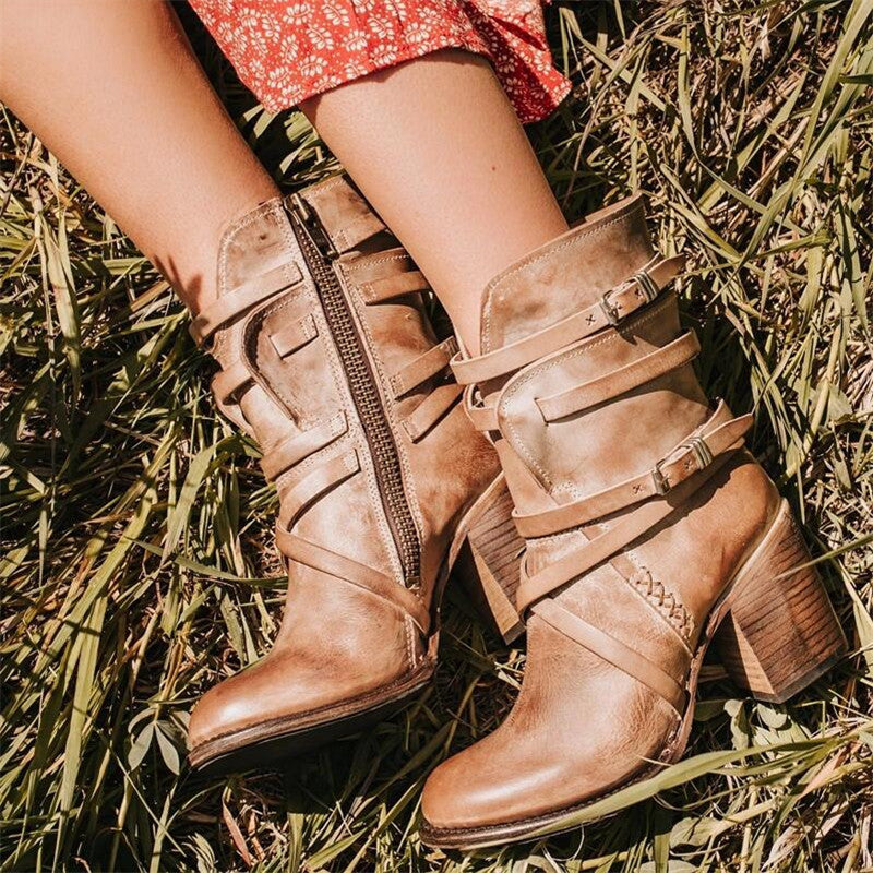 Vintage Women's Leather Boots - Timeless Style, Durable Design, Perfect for All Seasons