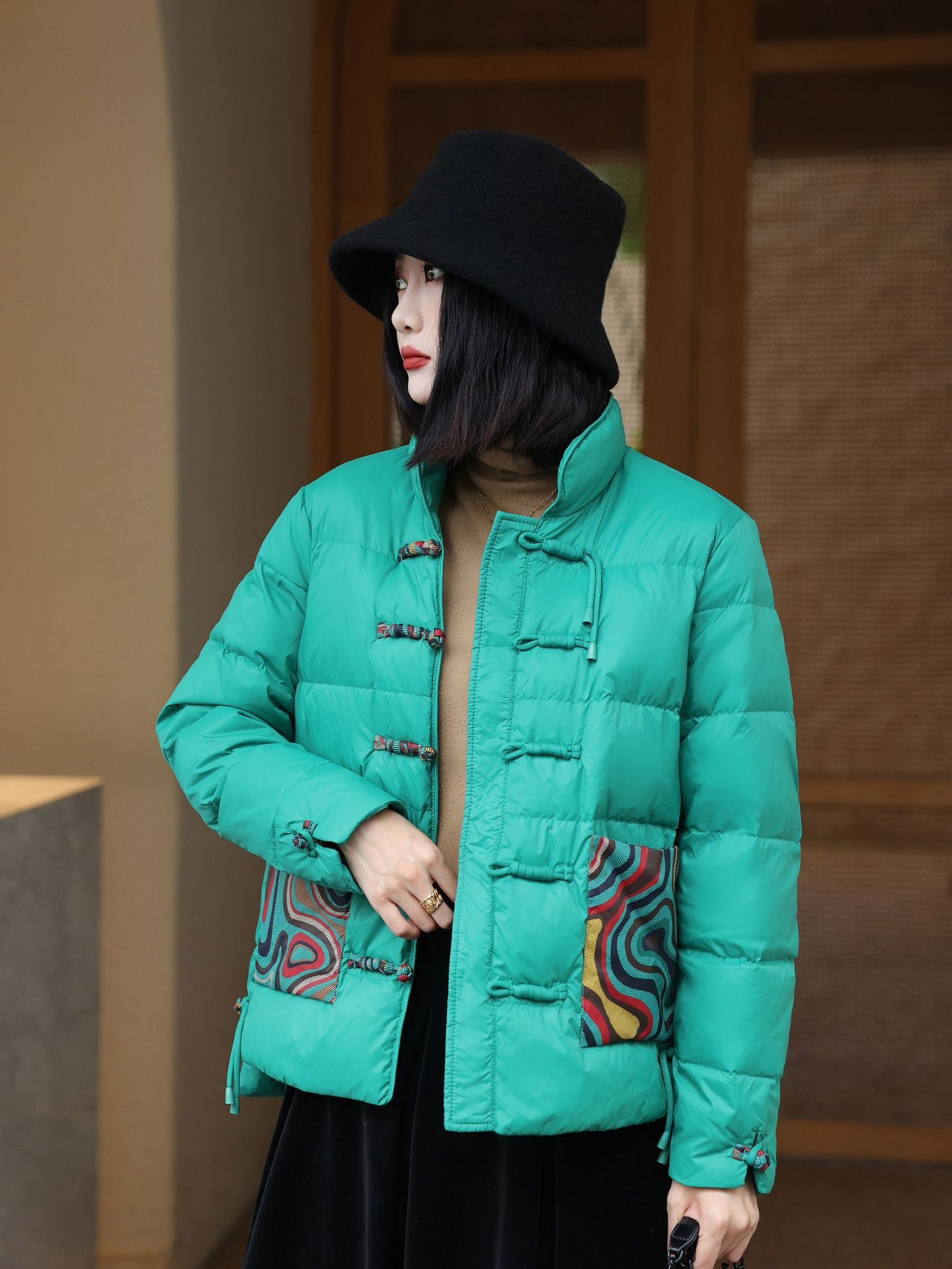 Women’s Quilted Jacket – Oversized Fit – High Collar – Frog Closures – Patch Pockets